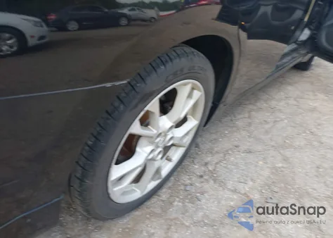 2014 Nissan Maxima 3.5 Sv z USA, uszkodzony, nr VIN 1N4AA5AP4EC477861